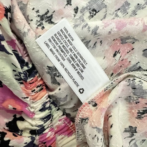 NWT  Universal Thread Sz L Womens One-Shoulder Floral Puff Sleeve Crop Top Pink - Picture 8 of 10